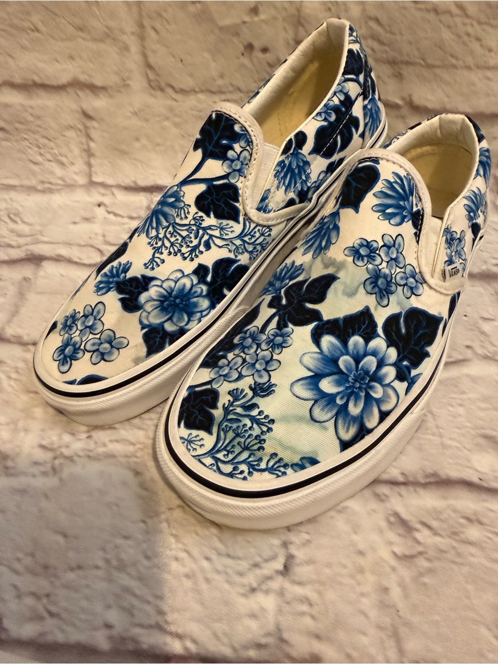 Vans Classic Slip-On 'Floral' - Blue - Low-top sneakers men’s 7.5 women’s 9 - Picture 7 of 8